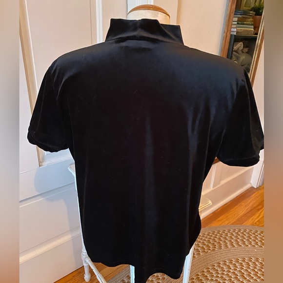 Black Velvet Mock Neck Slightly Cropped Short sleeved Holiday Blouse. Size XL - Picture 2 of 12